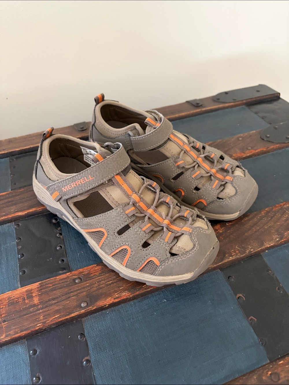 Merrell Kids Brown and Orange Closed-Toe Water Shoes